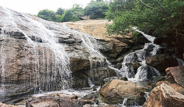 Thottikallu Falls